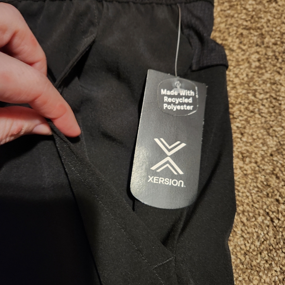 Xersion Men's XL 2 In 1 Run Short - Picture 4 of 12